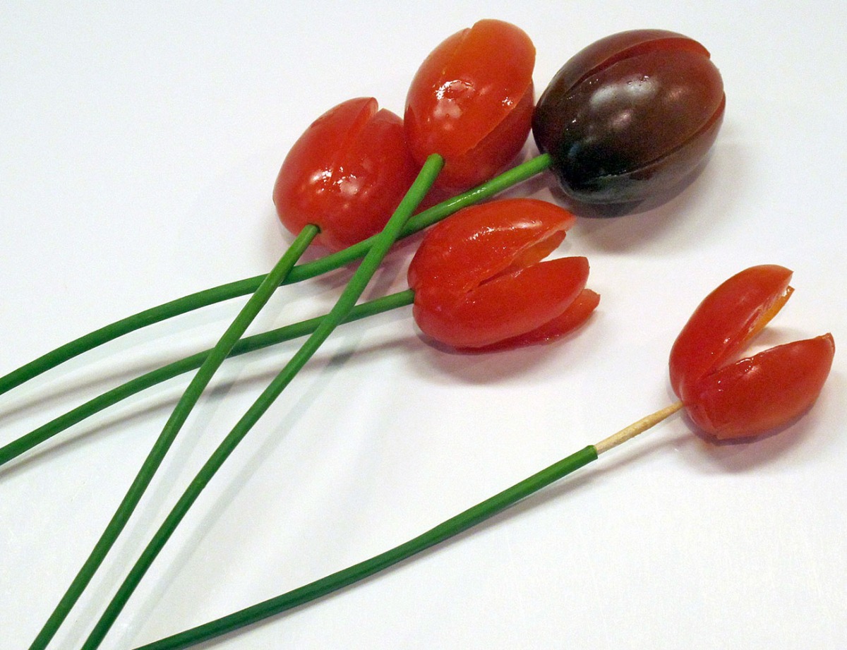 Cherry tomato tulips - Preperation 2