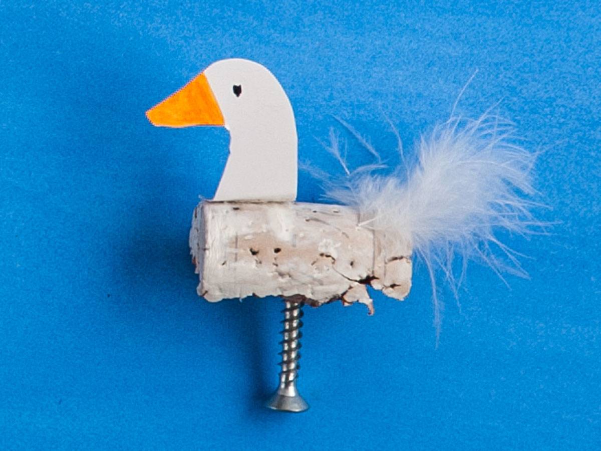 Schwan aus Korken basteln Schwan aus Korken basteln