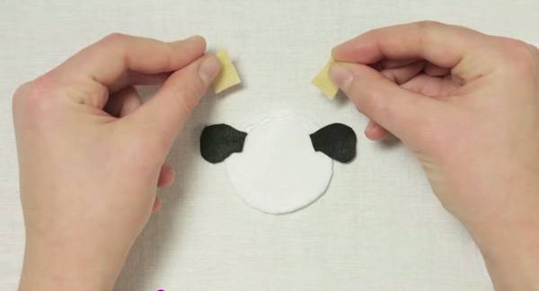 Bastelideen aus Filz: Kuh-Fingerpuppe