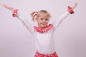 Kinderschminken: Clownm&auml;dchen