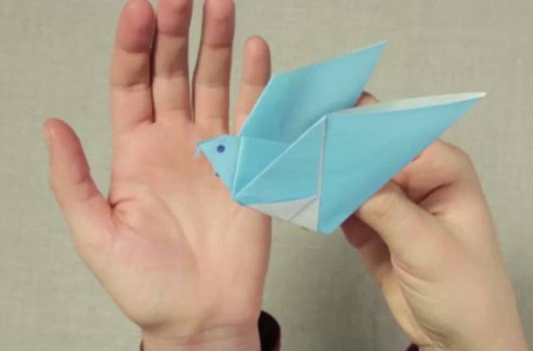 Bastelvorlage Origami und Papier OrigamiVogel zum basteln