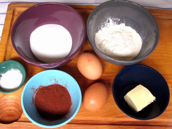 Zutaten f&uuml;r die Schokoladen-Madeleines