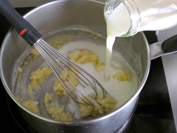Kochen Sie die  B&eacute;chamelso&szlig;e