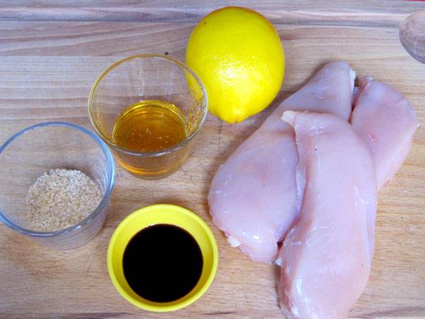 Zutaten f&uuml;r das Huhn mit Zitrone und Honig