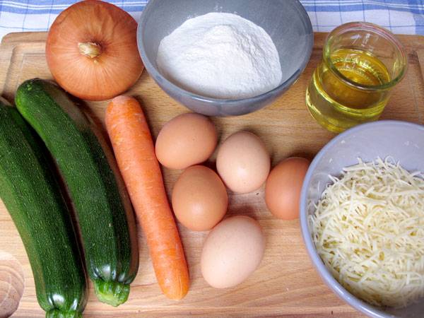 Zutaten f&uuml;r den Zucchiniauflauf