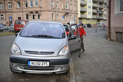 Autot&uuml;ren Bild B